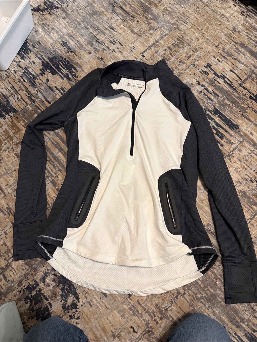 Under Armour Black and White Half‑Zip Athletic Pullover NWOT